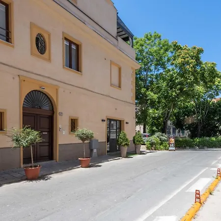 Apartment Normanni With Terrace By Wonderful Italy